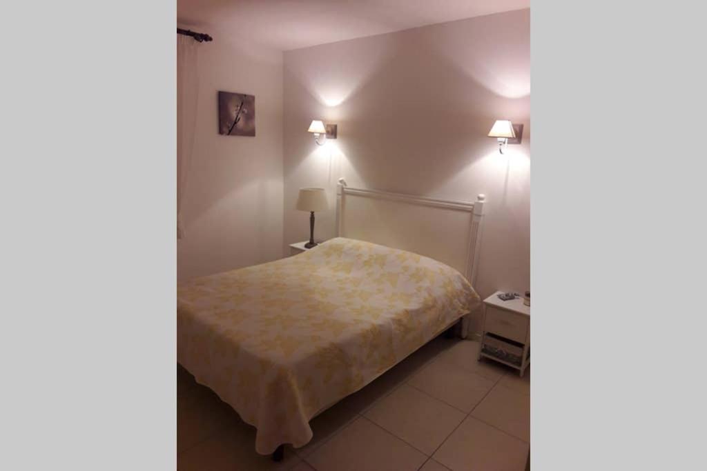 Villa La Lurette, Appartement Et Studio Saint-Étienne-les-Orgues Buitenkant foto