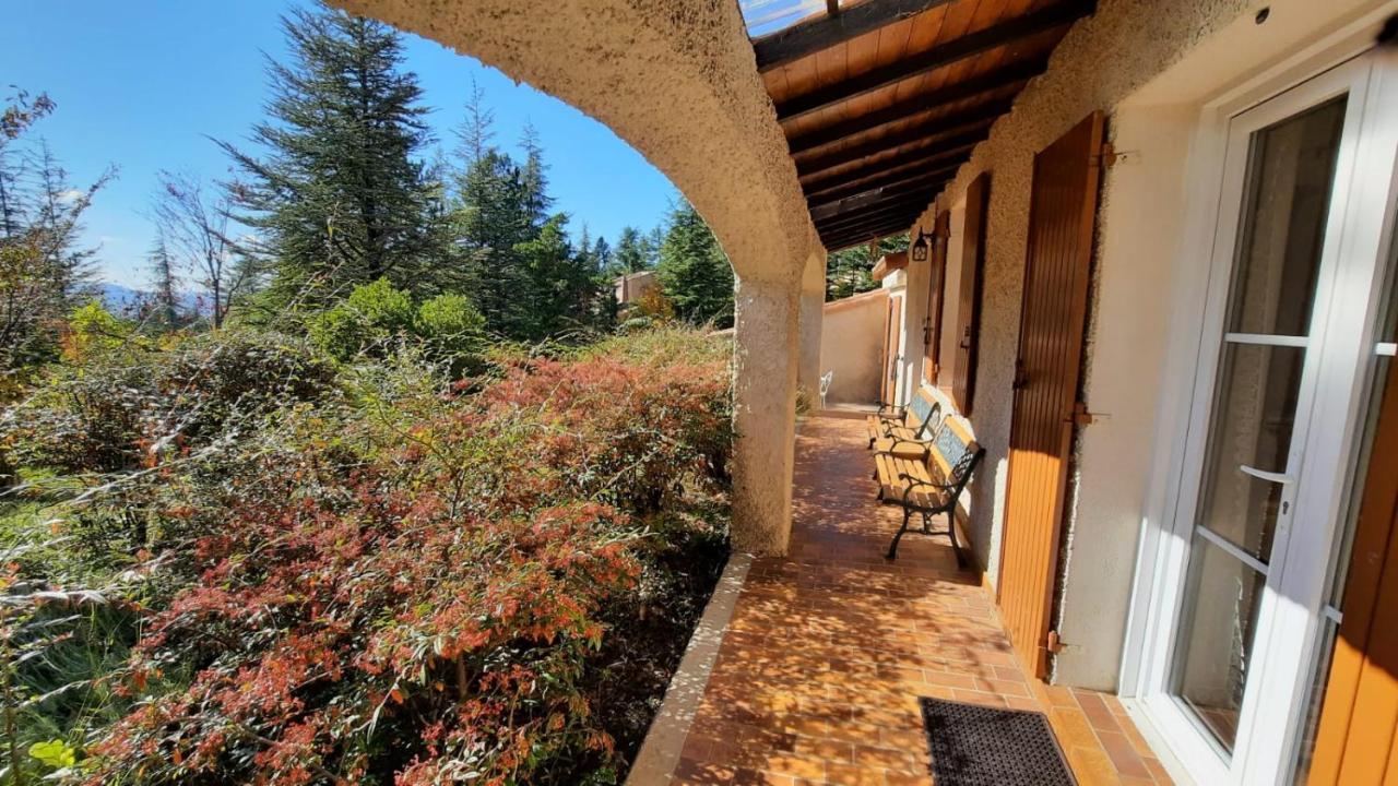 Villa La Lurette, Appartement Et Studio Saint-Étienne-les-Orgues Buitenkant foto